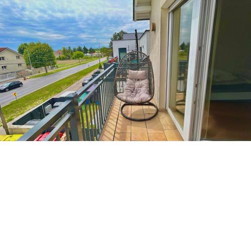 80 m2 Apartment with Balcony - Free Parking