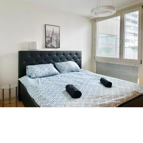 90 m2 Donau City Maisonette with Free Parking