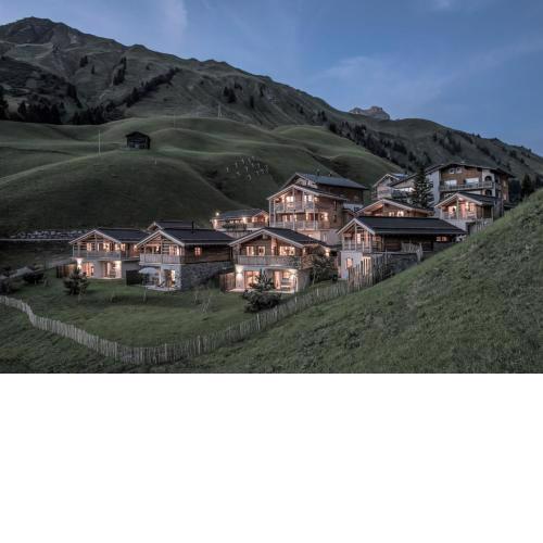 Aadla Walser-Chalets mit privater Sauna, Hotpot und Hotelservice
