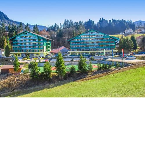Alpine Club Resort