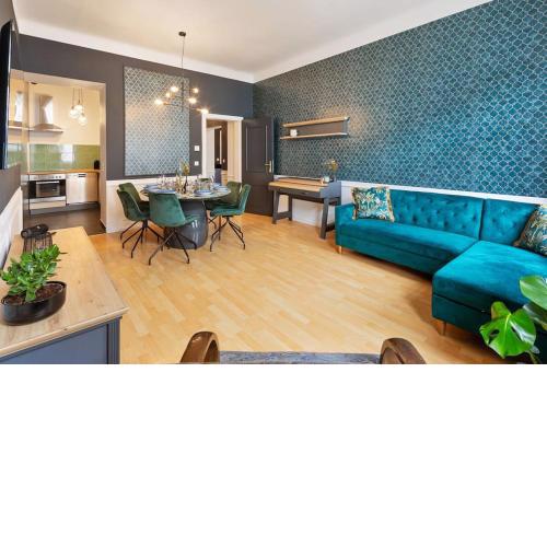 Anthrazit Oasis near Center Shoppingstreet 3 room