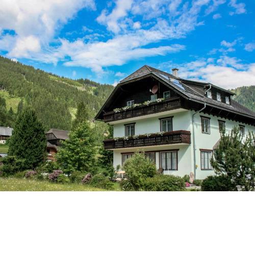 Apartment Almsommer by Interhome