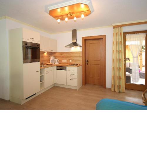 Apartment Anita-4 by Interhome