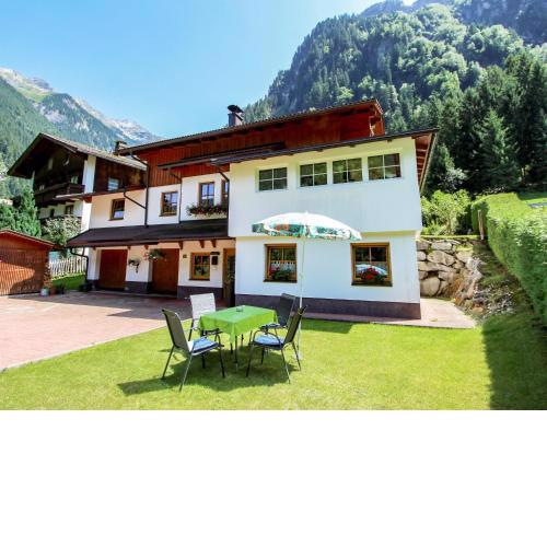Apartment Christian by Interhome