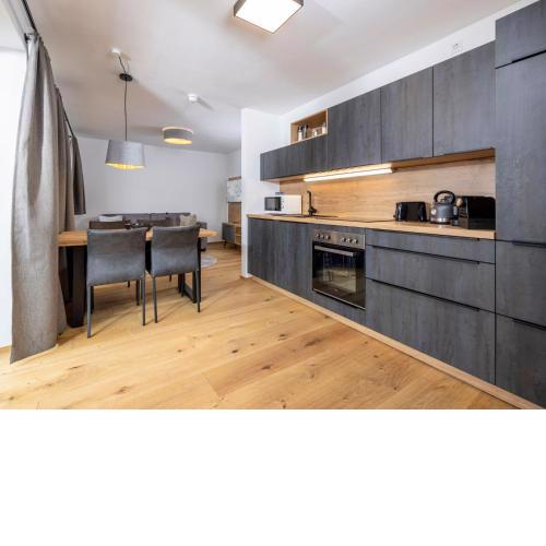 Apartment Comfort Bergblick 08 by Interhome