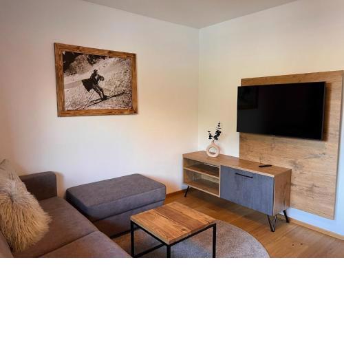 Apartment Comfort Bergblick 13 by Interhome