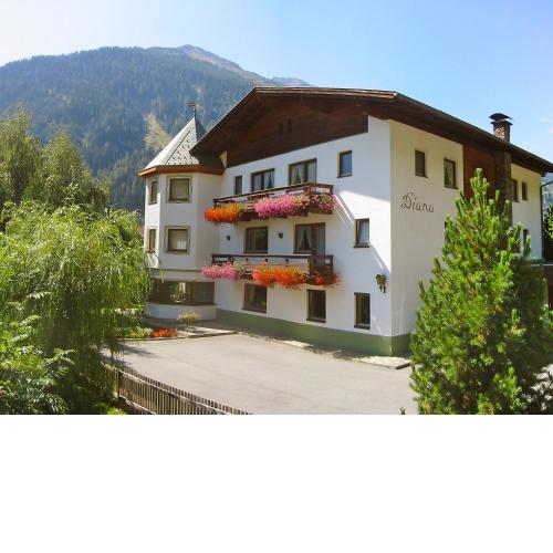 Apartment Diana-4 by Interhome