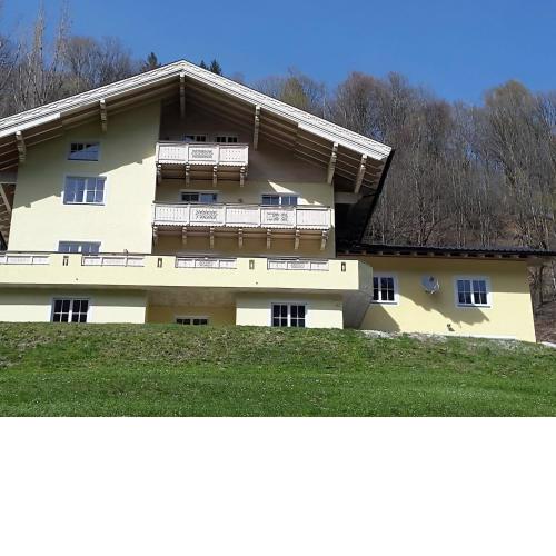Apartment Grün by Interhome