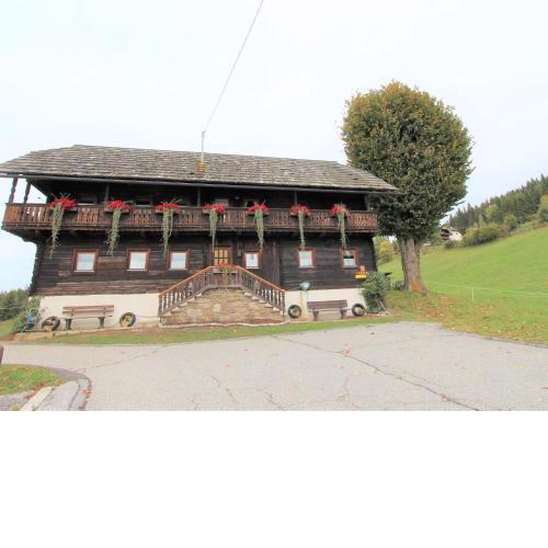 Apartment in Fresach in Carinthia with garden