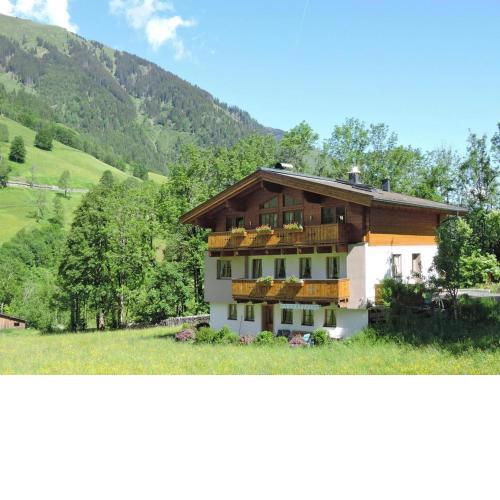 Apartment in Fusch an der Glocknerstraße in nature