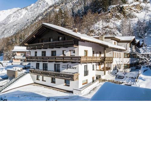 Apartment in Sölden with parking space