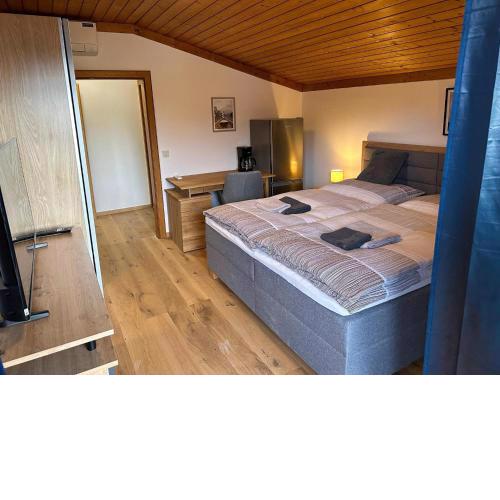 Apartment near Ritzensee River