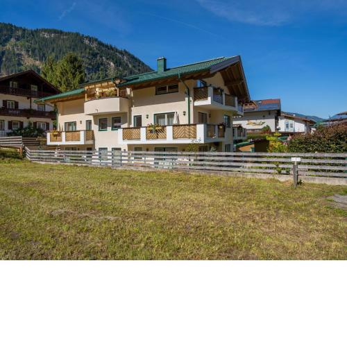 Apartment Rosa-5 by Interhome