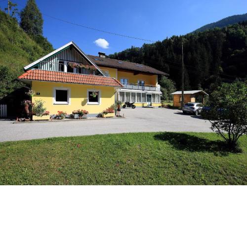 Apartment Schwarzwald 6 OG by Interhome