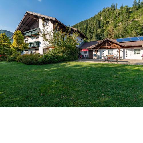Apartment Wohnung Nr- 1 oder 2 by Interhome