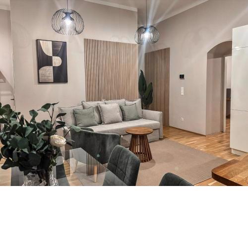 At Belvedere I 5 Minutes to Metro I Top Long Stay Apartment