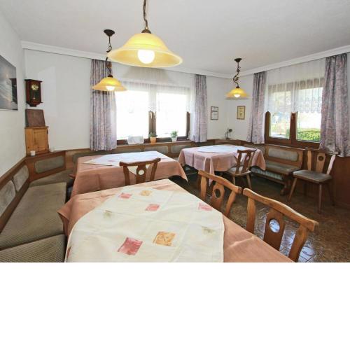 beautiful apartment in Fügen near ski area