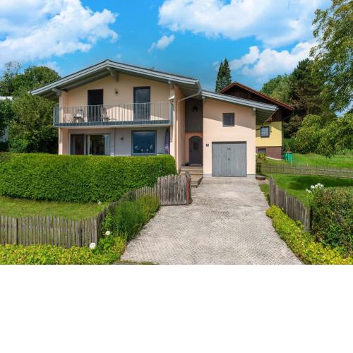 Beautiful holiday home in Attersee with garden