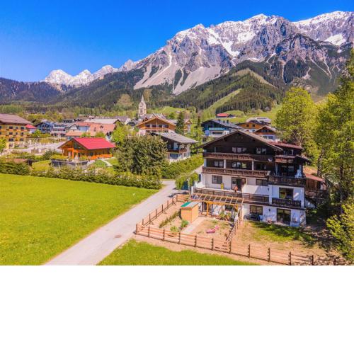 Bergidyll 12 by Alpenidyll Apartments