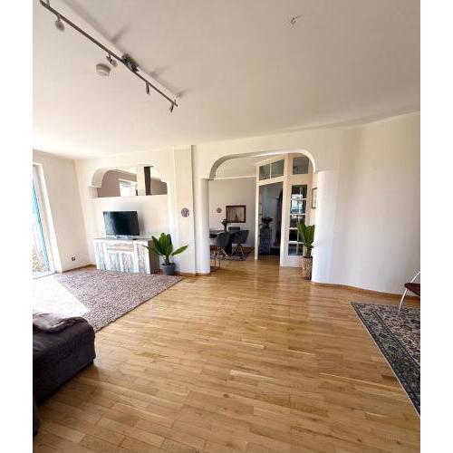 Big Apartment With Garden