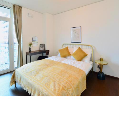 Brand-New, Close to Centre, Rooftop-Summer-Pool