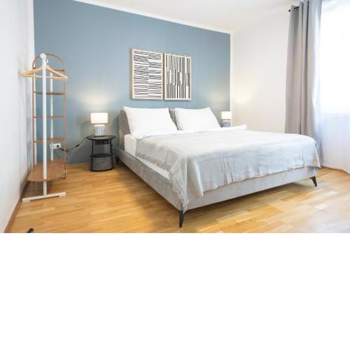 Brand new! Selfcheck-in, King size bed, free Wi-Fi