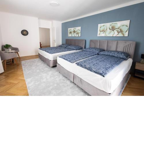 Central-new ; marvelous views