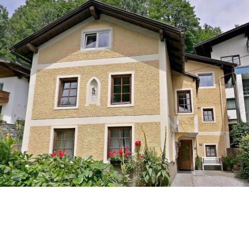 Chalet Dr-Steiner by Interhome
