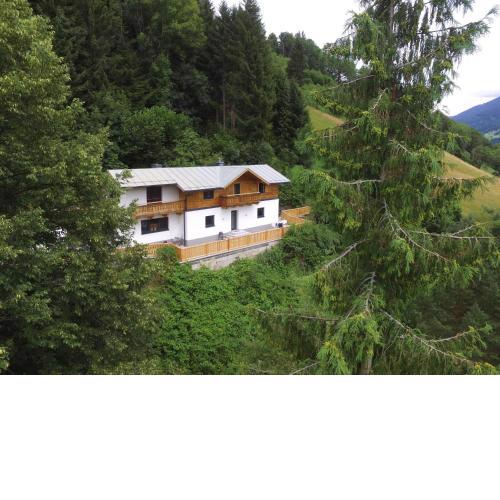 Chalet in Bruck near ski lift