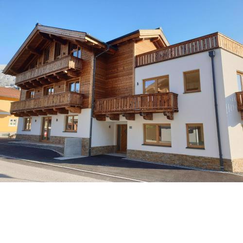 Chalet in Neukirchen am Großvenediger with sauna