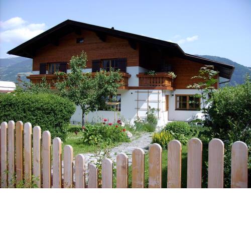 Chalet SONNECK Summer Card included