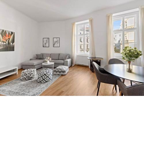 Close to Shopping Street I 2 Minutes to Naschmarkt