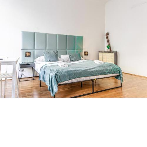 Comfy 1BR Apartment 15 Min from Heart of Vienna