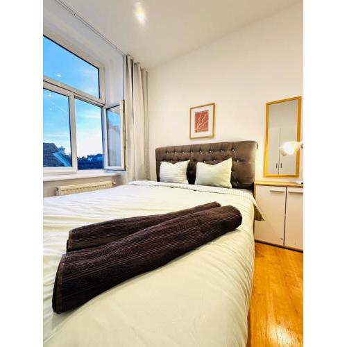 Comfy & Cozy 4BR Shared Apt next to Kaufpark Alterlaa