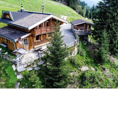 Cozy cabin with a great view