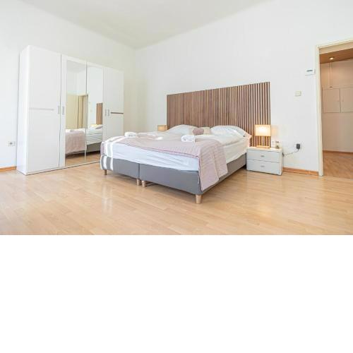 Desirable 2BR - Bookable for Longstays in Lockdown B