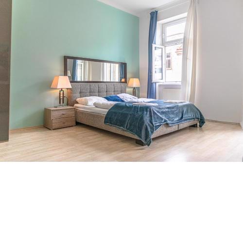 Elegant 2BR Apartment for 6P, Great for Long stays