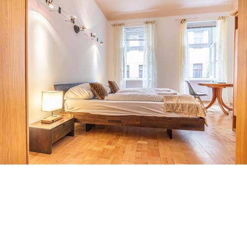 Elegant 2BR City Retreat Prime Central Location