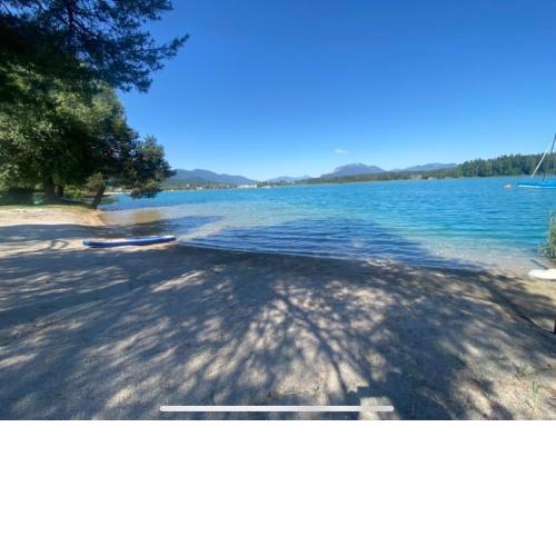 Faaakersee Familyhouse - mit PrivatStrand- Seeblick