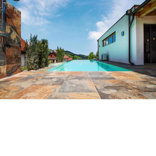 Ferienhaus Mit Pool