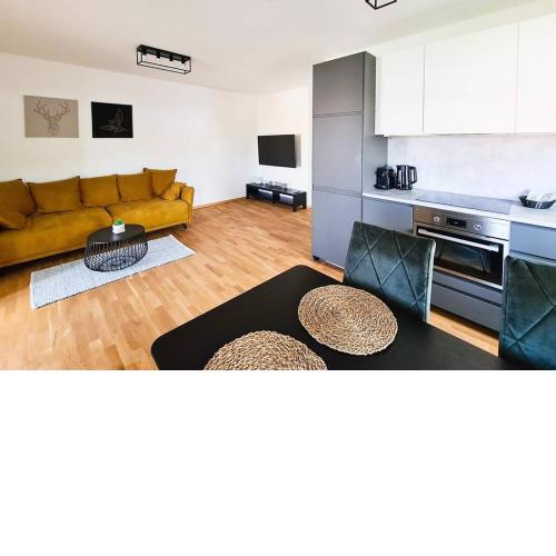 Friendship Suite