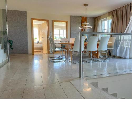 "GLÜCKSMOMENT" - Premium Apartments Seekirchen, beeindruckende Ferienwohnung mit gemeinsam genutzter Poolarea