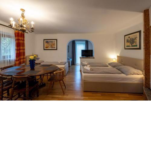 Großraumappartement mit Gartenterrasse