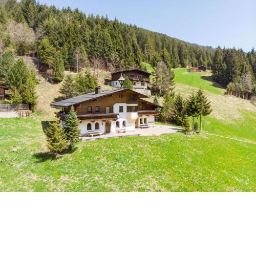 Holiday Home Berghaus by Interhome