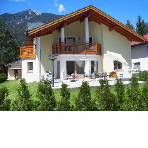 Holiday Home Heidi by Interhome