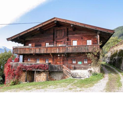 Holiday Home Hochzillertalblick by Interhome