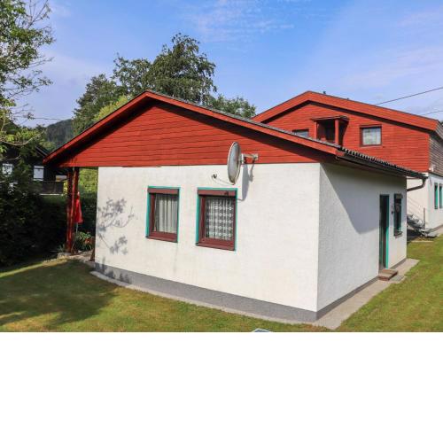 Holiday Home Laube by Interhome