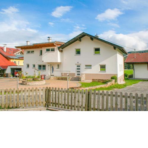 Holiday Home Mitzi by Interhome