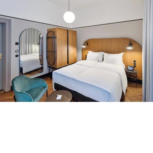 Hotel Astoria Vienna, Curio Collection by Hilton