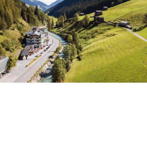 Hotel Höllroah